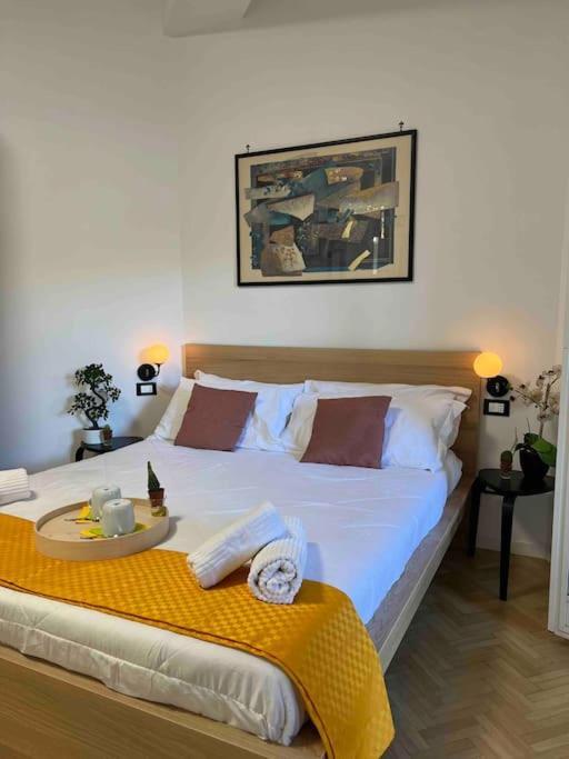 3 Fermate Dal Colosseo - Casa Vacanze Elena - 50 M Da Metro Garbatella Rom Exterior foto